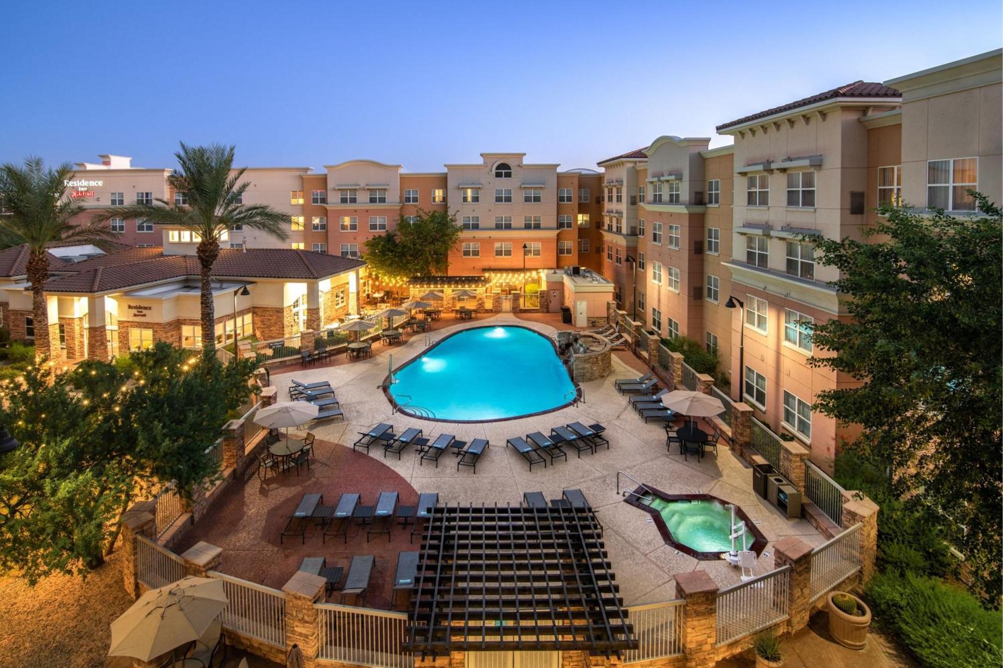 Springhill Suites Phoenix Glendale Sports & Entertainment District Exterior foto
